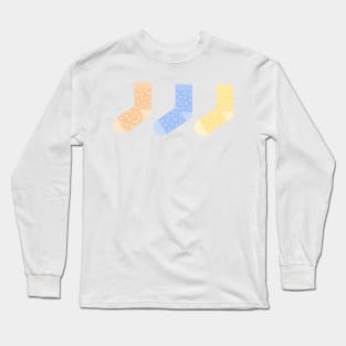 Cute Mismatched Socks (white background) Long Sleeve T-Shirt